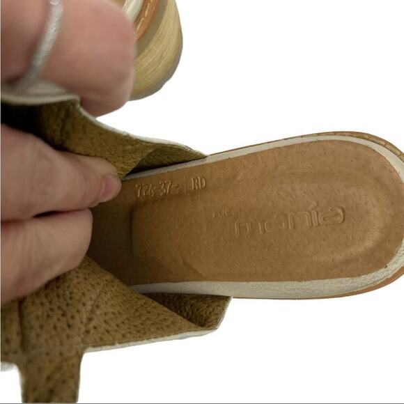 Fucsia Mania Leather Y2K Block Heel Sandals Sz 7 - Picture 12 of 13